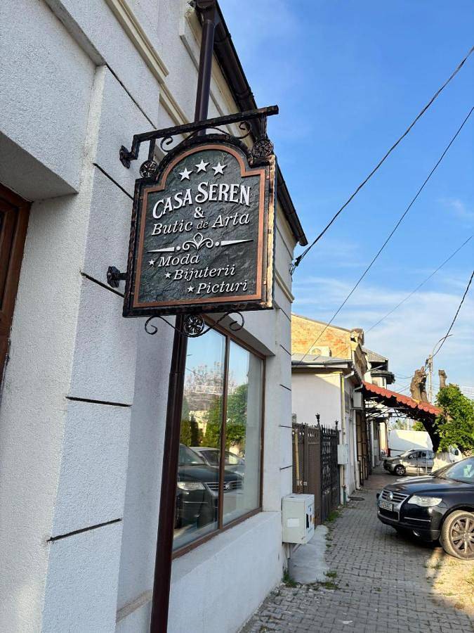 Maison d’hôte pour 3 personnes, avec Balcon et Jacuzzi ainsi que Terrasse et Jardin dans Corabia