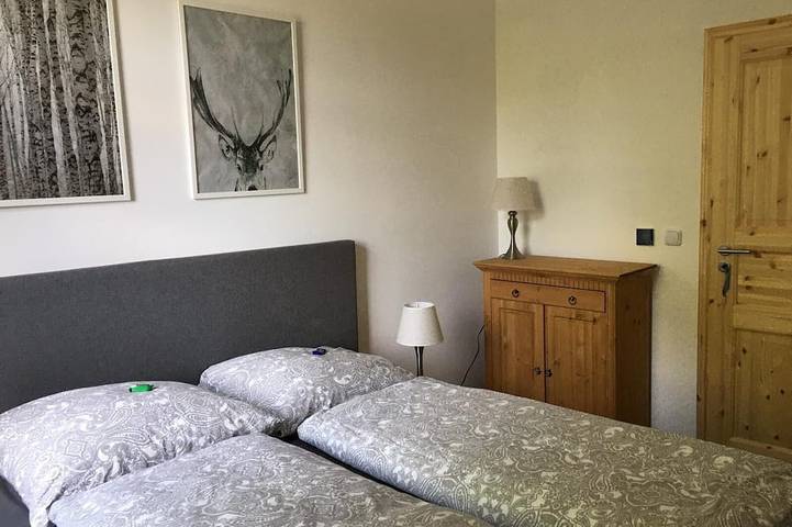 Ferienwohnung für 4 Personen, mit Garten und Sauna sowie Balkon in Loschwitz - 3