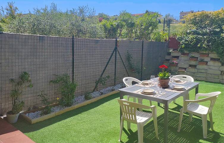 Appartamento per 4 persone, con Giardino a San Costanzo