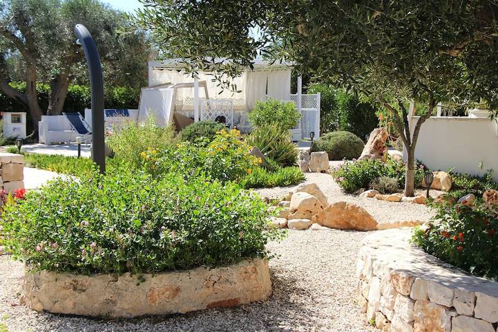 Trullo della Pace: Storico trullo in campagna con piscina esclusiva in San Vito dei Normanni, Salento