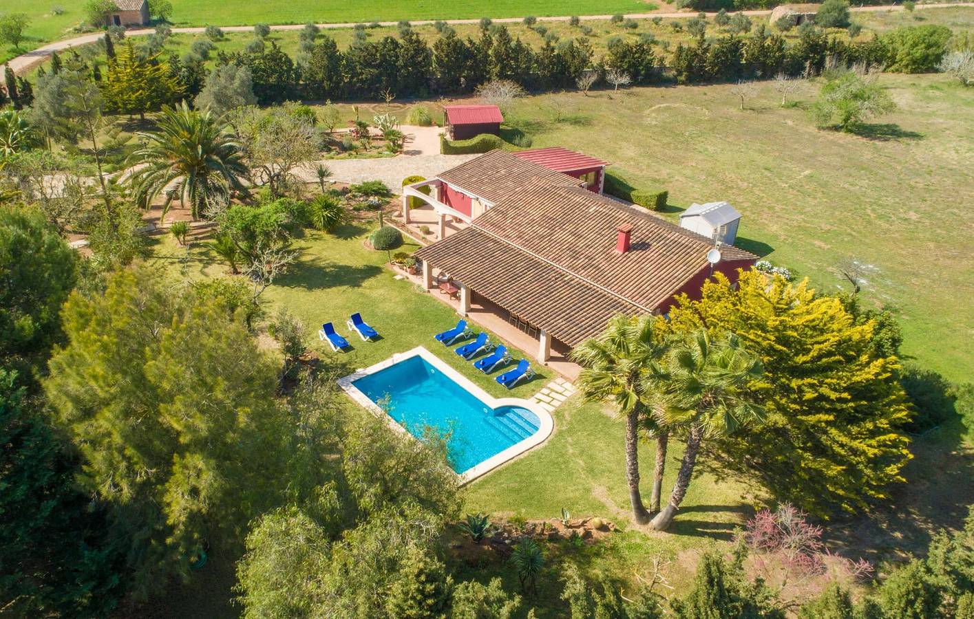 Gemütliche Wohnung in der Nähe von Playa de Ses Covetes - Pool, AC, Wifi in Es Trenc, Campos