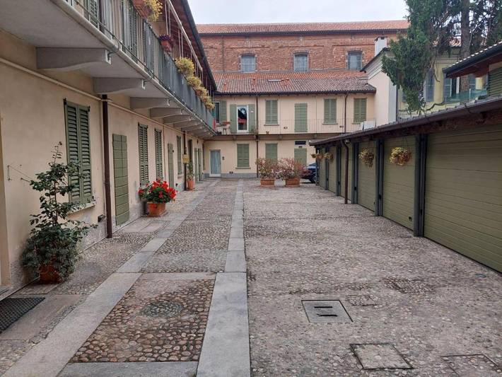 Gîte pour 4 personnes, avec vue et terrasse, animaux acceptés à Magenta - 2