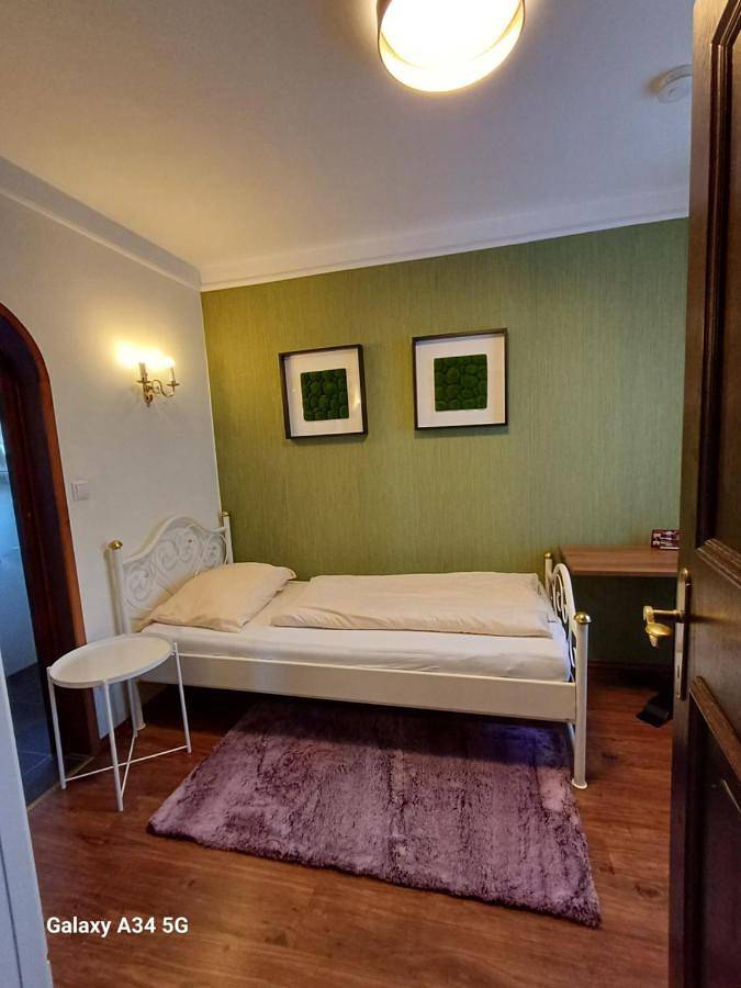 Ferienwohnung für 3 Personen, mit Pool und Garten sowie Terrasse in Salzburg - 4