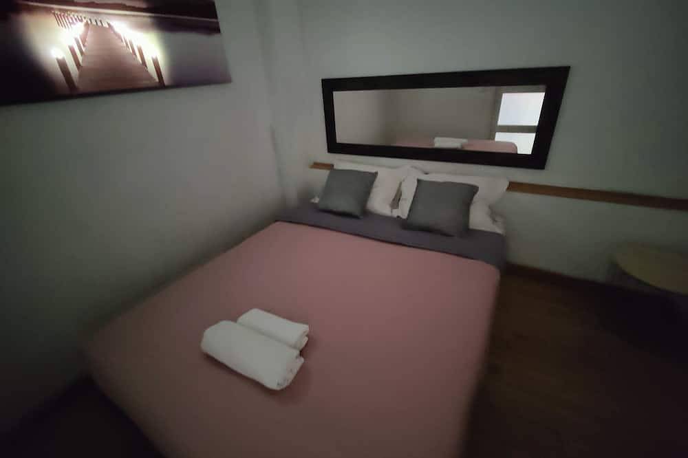 Entire apartment, Escape Paris-Disney in Noisy-le-Grand, Seine-Saint-Denis