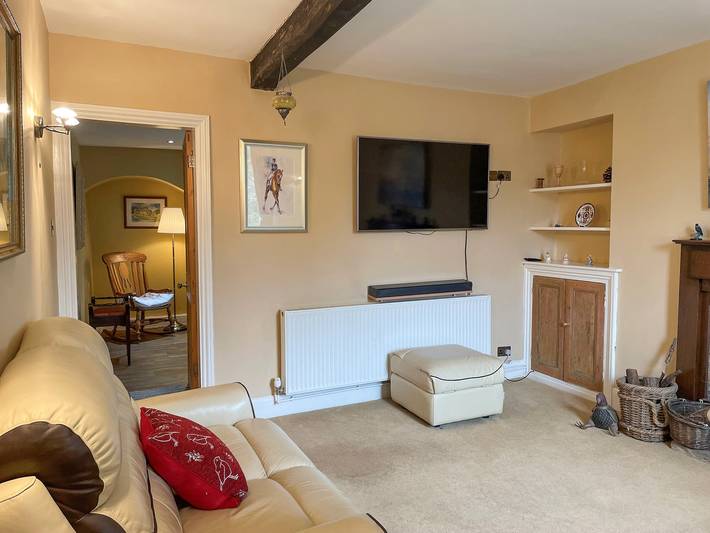 Yew Tree Cottage in Derbyshire