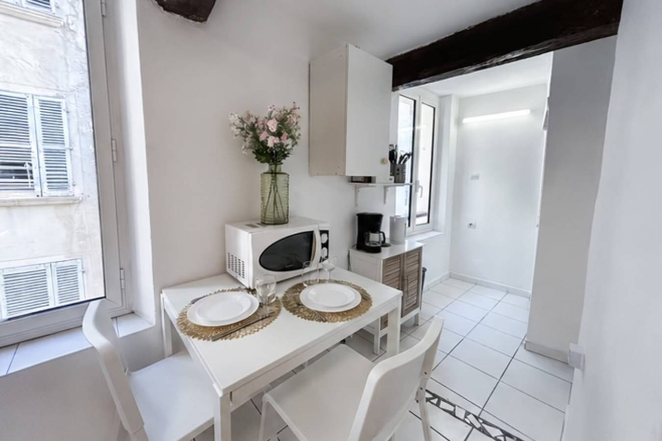 Studio entier, Studio au cœur de Toulon pour 2 voyageurs in Toulon, Côte méditerranéenne (France)