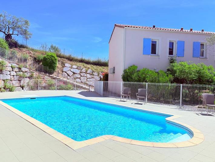 Casa de vacaciones para 6 personas, con piscina y balcón - 1