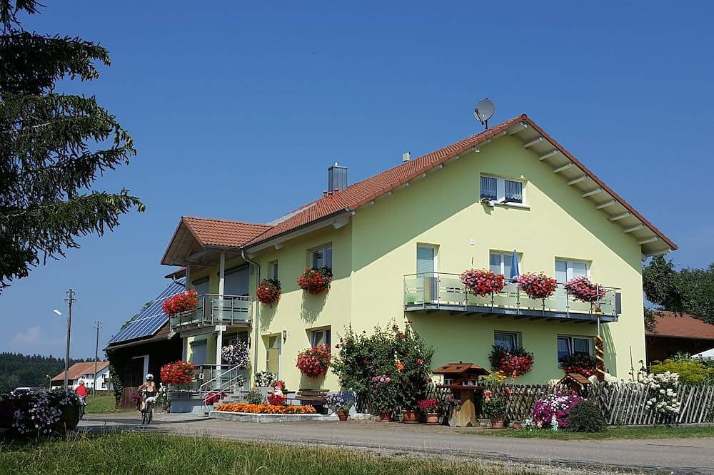Ganze Wohnung, Ferienwohnung mit Seeblick in Bräunlingen, Hochschwarzwald