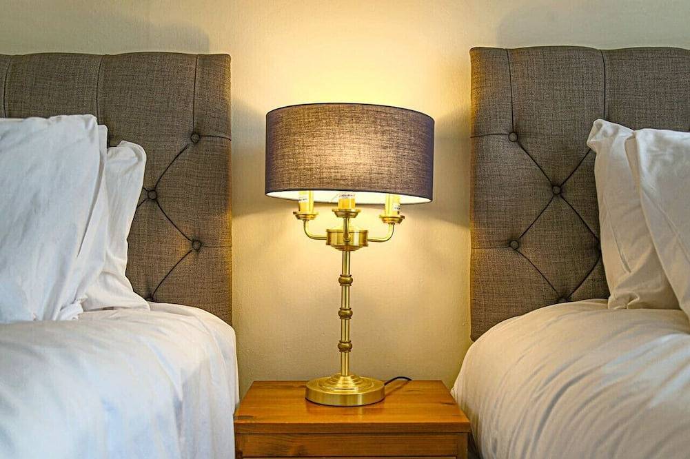 🌟Cosy House - Parking, Garden & Fast Wifi 🌟 in Milton Keynes, Südostengland