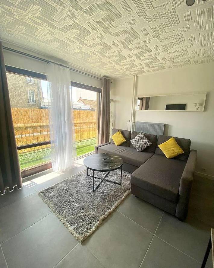 Location de vacances pour 4 personnes, avec Terrasse à Chelles