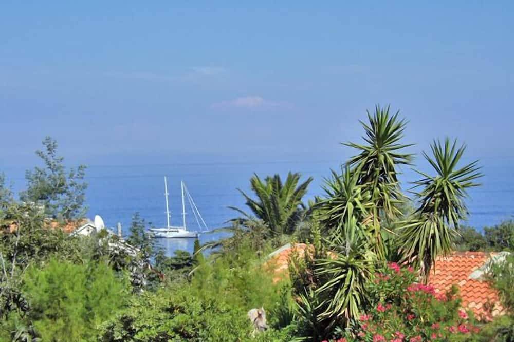 Geheel appartement, Charmant appartement in Erbalunga, Brando