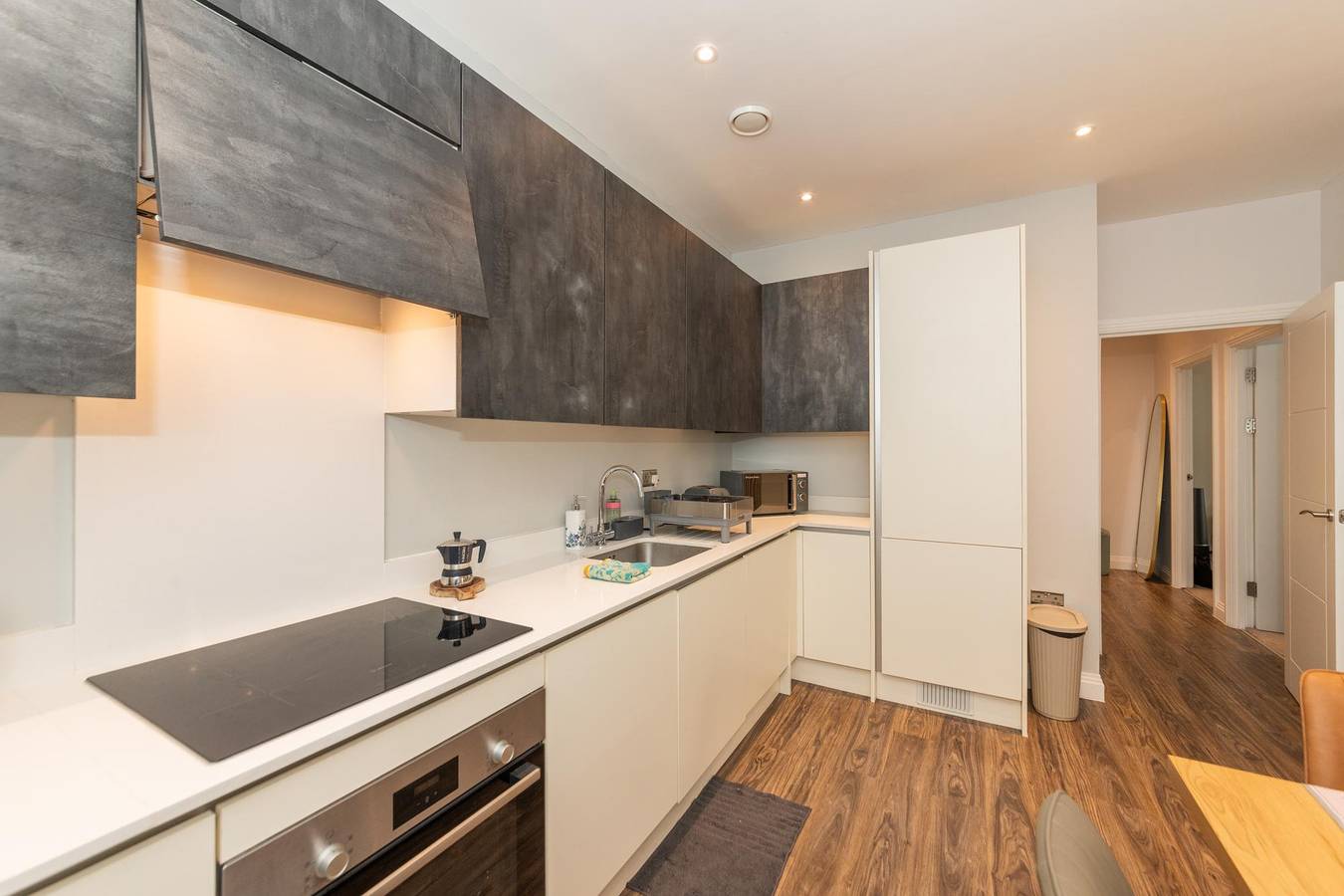 Apartamento entero, Brand-New Spacious Flat | For Business & Leisure - Pass the Keys in Reading, Berkshire