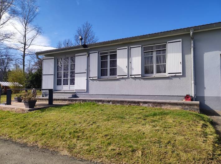 Gîte pour 6 personnes, avec jardin et terrasse