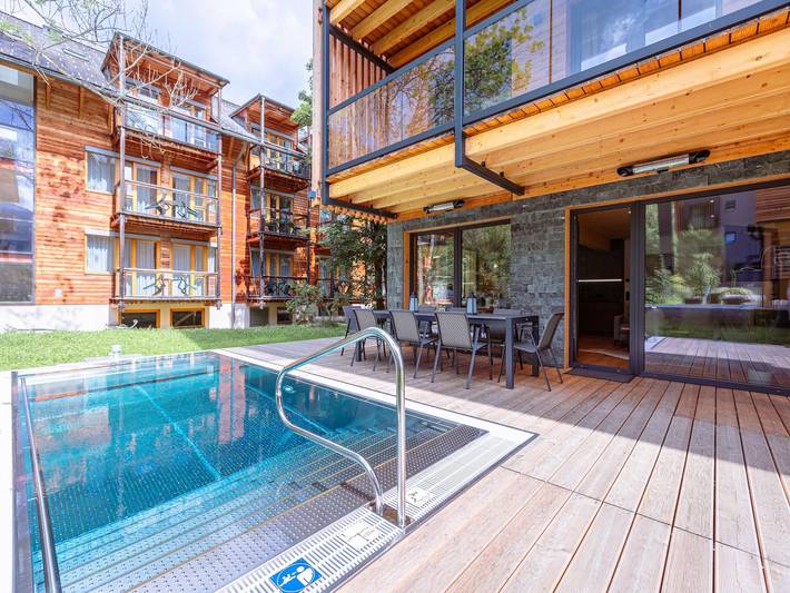 Ferienwohnung für 8 Personen, mit Balkon/Terrasse und Pool sowie Sauna - 1