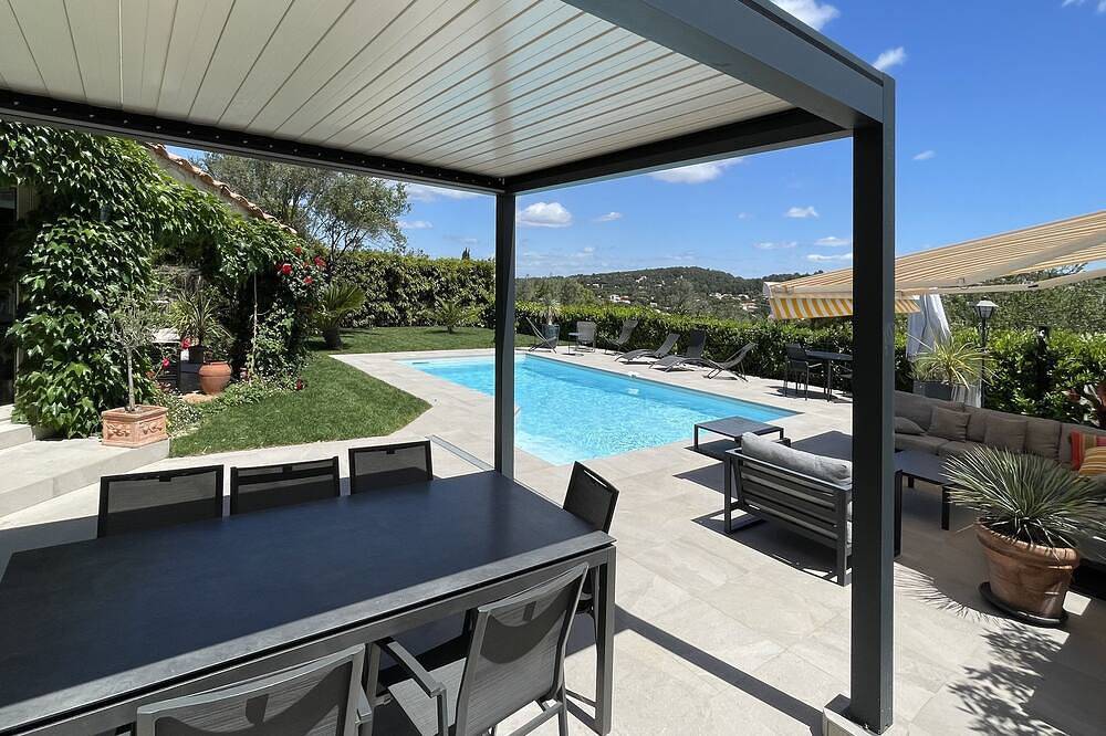 Villa 8 pers, garden, swimming pool, magnificent view, calm, in Saint-Gély-du-Fesc, Montpellier region