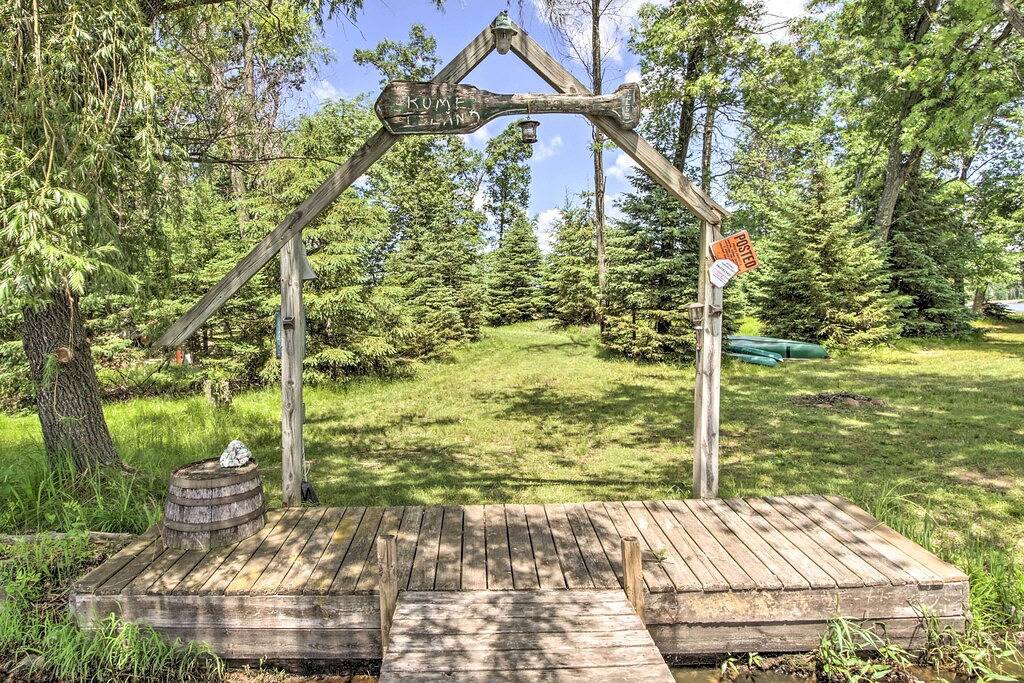 Private Island Escape < 6 Mi to Sand Valley Golf in Adams County (WI)