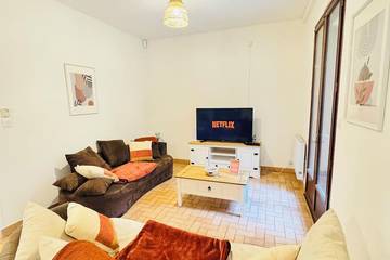 Gîte pour 8 personnes, avec jardin et terrasse à Fontaine-le-Comte