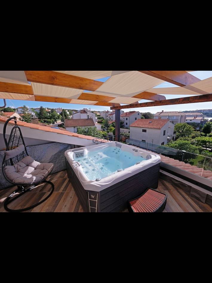 Ferienwohnung für 6 Personen, mit Balkon in Pjescana Uvala