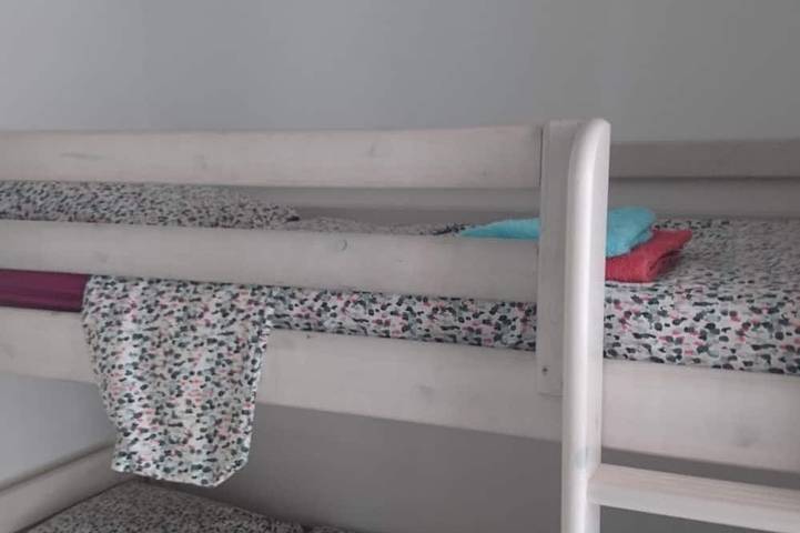 Entire apartment, T3 new air-conditioned, Calvi 150m from the beach, cleaning, sheets & parking included in Calvi, Calvi region