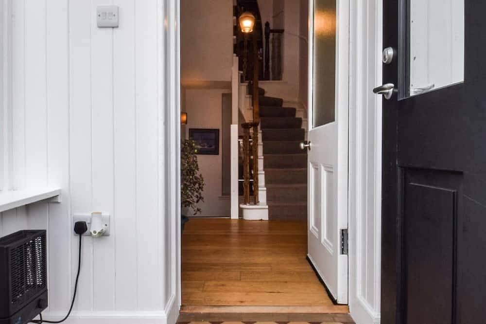Beautiful stone-built townhouse in central Lerwick in Shetland Islands
