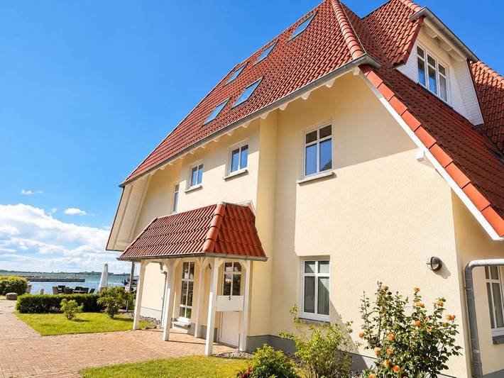 Entire apartment, Wiek - Hafenhäuser Gebäude 5, We 10, Hafenblick in Wiek, Ruegen