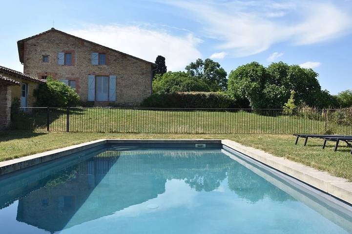 Gîte pour 7 personnes, avec jardin et terrasse à Bannières