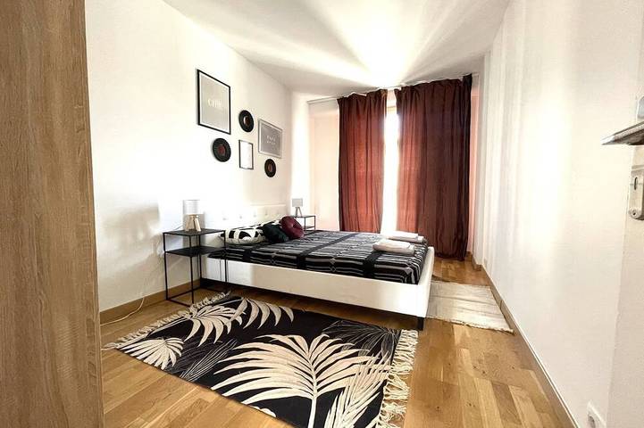 Gîte pour 8 personnes, avec piscine et balcon à Saint-Gratien - 2