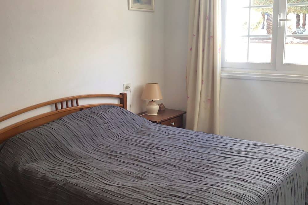 Entire apartment, Dream vacation Tenerife, sea view, wifi, Iptv, swimming pool. in Golf del Sur, San Miguel de Abona