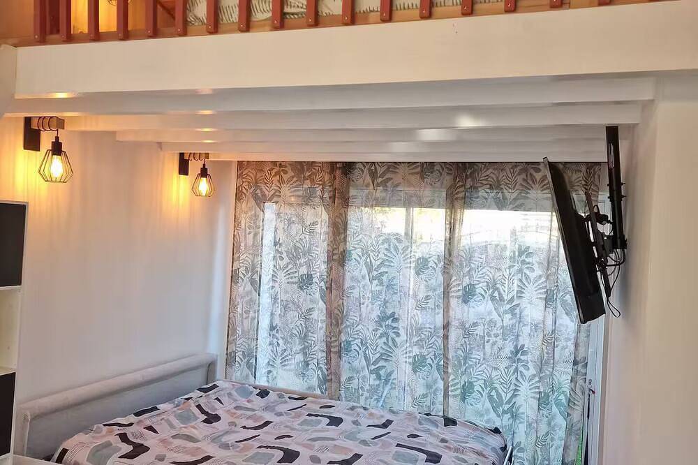Appartement entier, Suite parentale Xxl in Vergèze, Côte méditerranéenne (France)