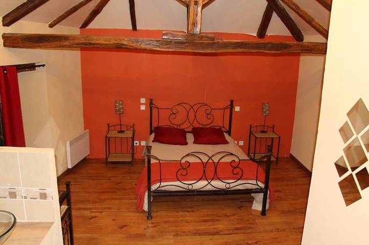 Gîte pour 2 personnes, avec jardin à Saint-Jean-d'Alcapiès - 2