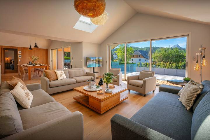 Villa pour 8 personnes, avec Terrasse et Jardin ainsi que Piscine et Sauna en Haute-Savoie - 2