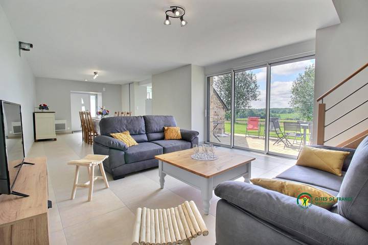 Gîte pour 8 personnes, avec jardin à Pluvigner - 4