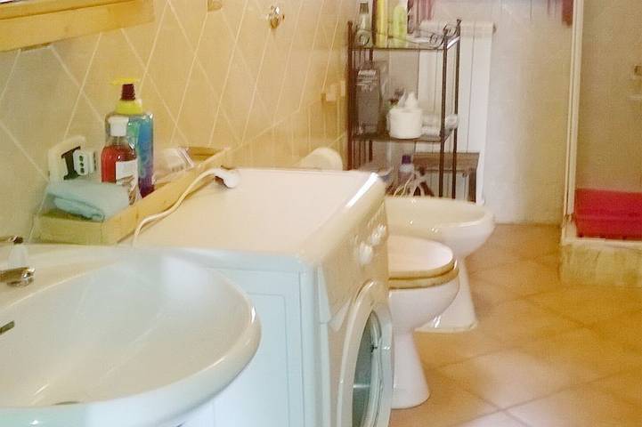 Ganze Wohnung, Wohnung \"B\" in Villa mit Garten, Parkplatz und Wlan in Ercolano, Nationalpark Vesuv