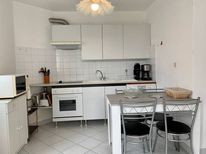 Apartamento entero, Apartamento luminoso en Bouzigues, playa a 50m, jardín y aparcamiento in Bouzigues, Costa mediterránea (Francia)
