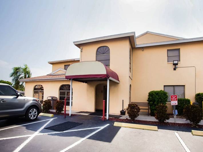 Apartamento entero, Cama King Premium | Nsmk in Cabo Coral, Southwest Florida
