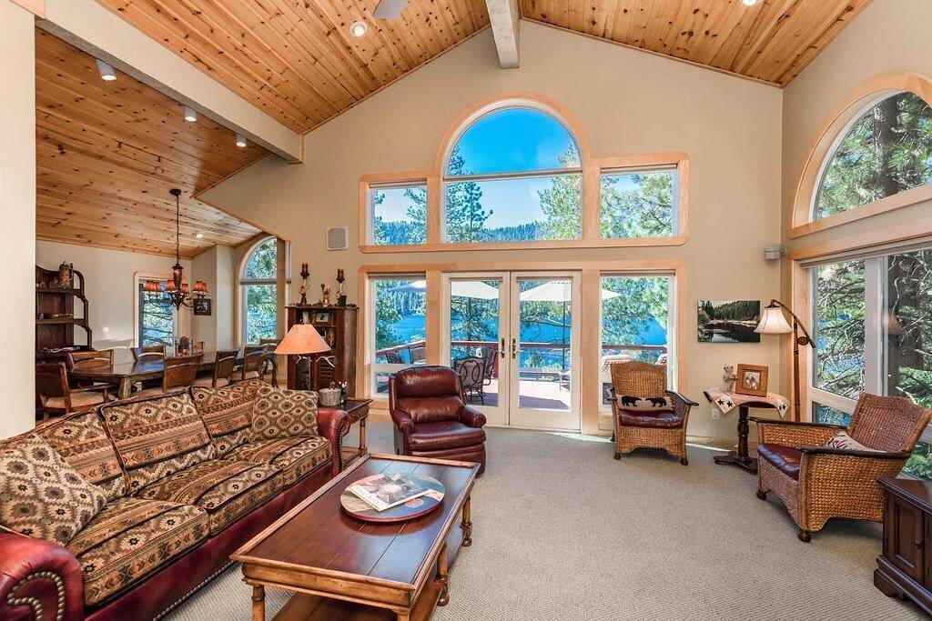 Das Paradies wartet! Nur wenige Schritte vom See entfernt, 180-Grad-Blick! in Truckee, Donner Lake