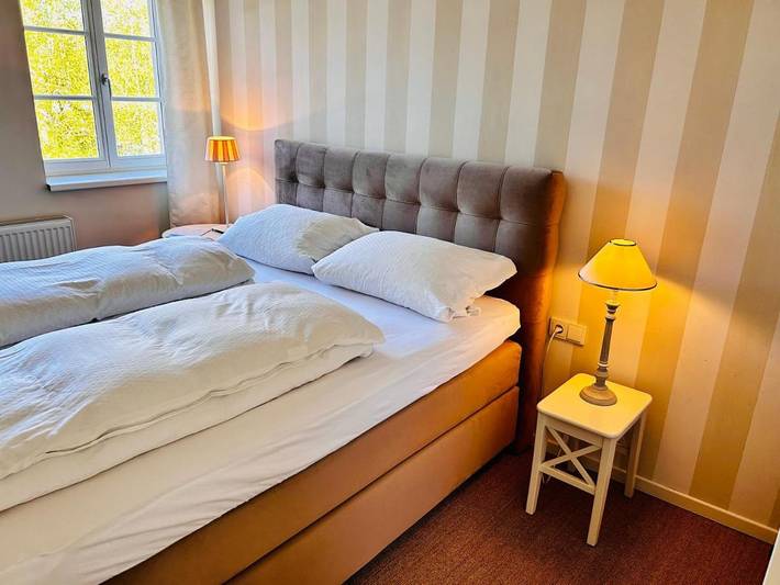 Ferienwohnung für 3 Personen, mit Terrasse und Garten in Neuglobsow - 2