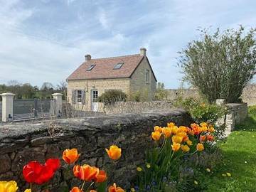 Gîte pour 6 personnes, avec jardin dans Ellon