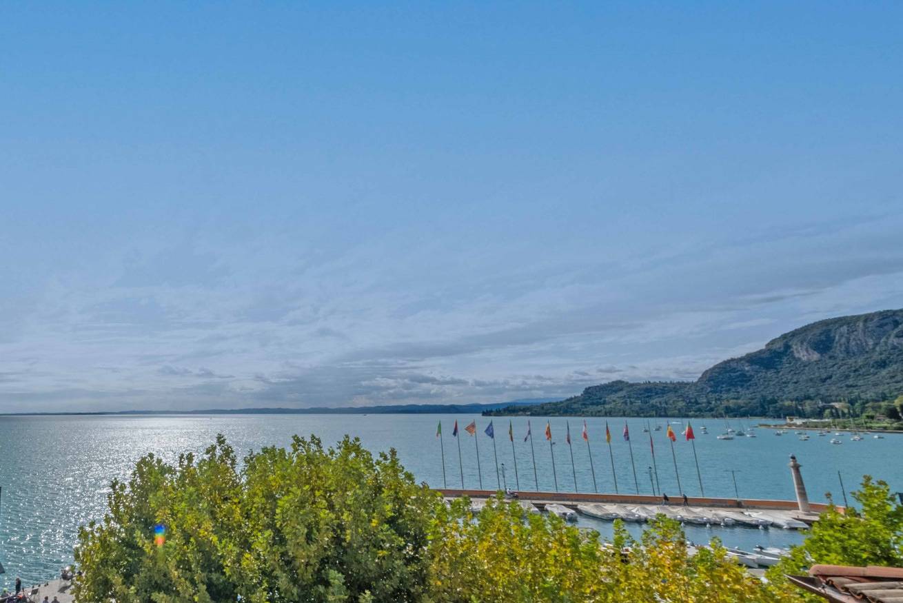 Appartement entier, Apartmentsgarda - Baia Del Garda 5 in Garde, Montagnes autour du lac de Garde