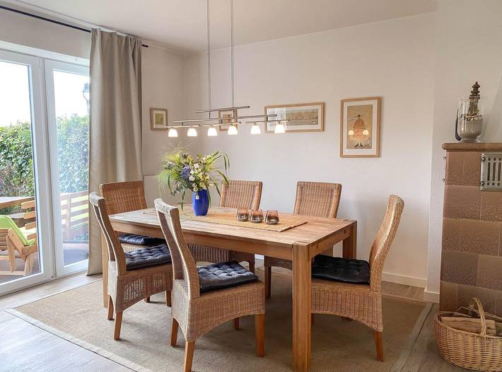 Ferienhaus für 6 Personen, mit Terrasse und Garten in Wenningstedt - 3