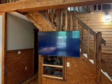 Log Cabin for 4 Guests in Hocking Hills, Picture 1