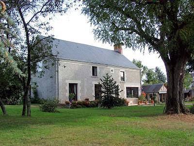 Chambres d'hôtes Le Clos Fleuri - Chambre Acacia in Vineuil, Région de Blois