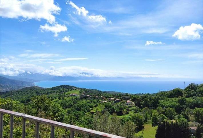 Appartamento per 4 persone, con balcone, adatto a famiglie con bambini in San Giovanni a Piro