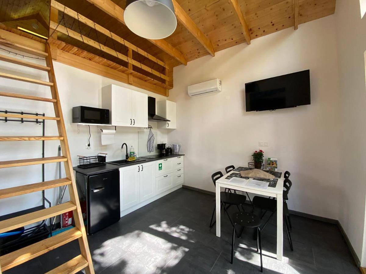 Two-Bedroom Chalet in Komarno, Sudety (Polska)