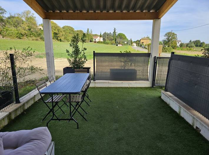 Gîte pour 5 personnes, avec terrasse