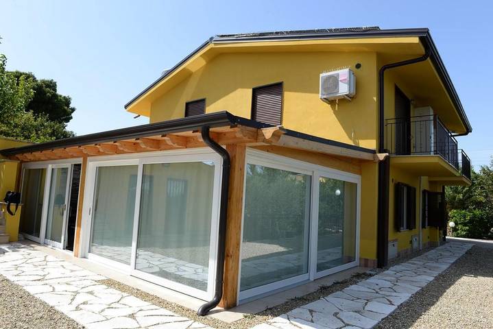 Location de vacances pour 2 personnes, avec jardin ainsi que sauna et vue, animaux acceptés à Caltanissetta - 2