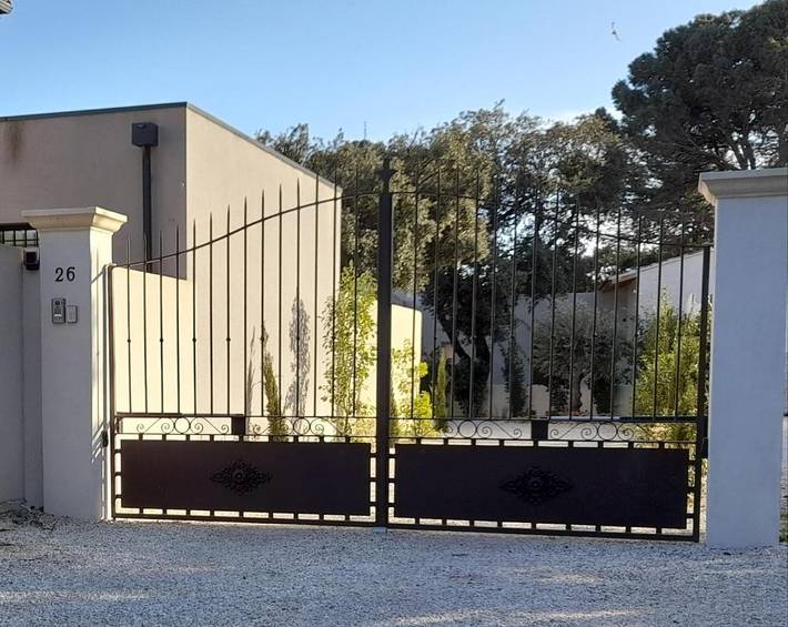 Chambre d’hôte pour 2 personnes, avec jardin ainsi que vue et piscine à Villeneuve-lès-Avignon - 4