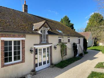 Gîte pour 2 personnes, avec jardin à Brienon-sur-Armançon