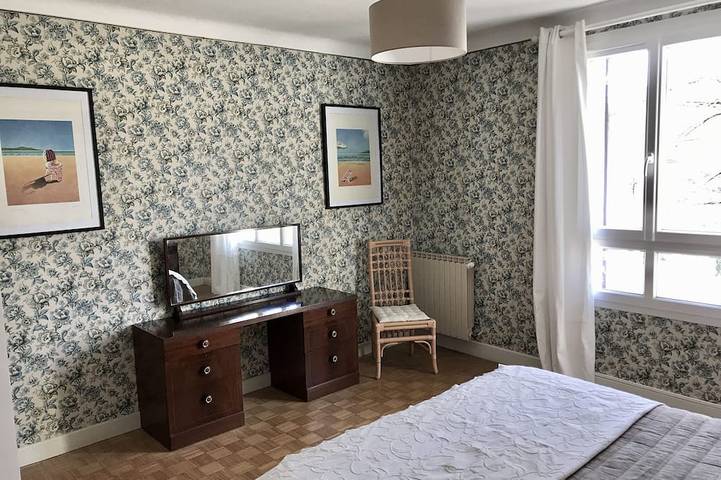 Location de vacances pour 10 personnes, avec jardin à Dévillac - 4