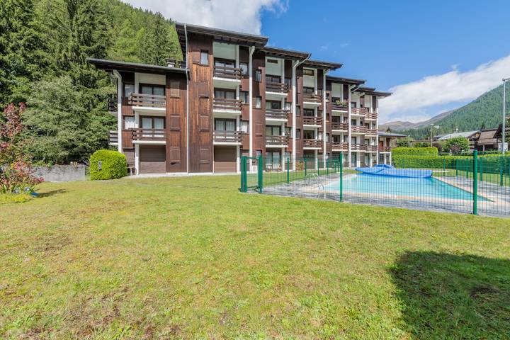 Gîte pour 6 personnes, avec Balcon et Piscine à Chamonix-Mont-Blanc - 2
